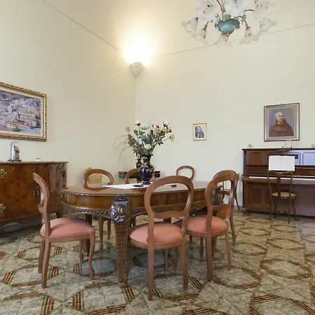 Istituto Sacro Cuore Hotel